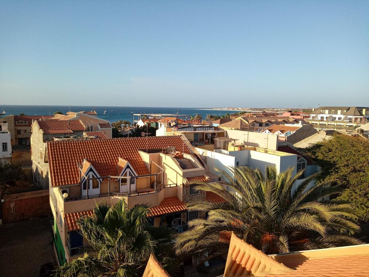 Hostels Holiday Cape Verde Santa Maria Exterior photo